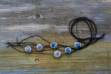 Schmuck aus Glasperlen